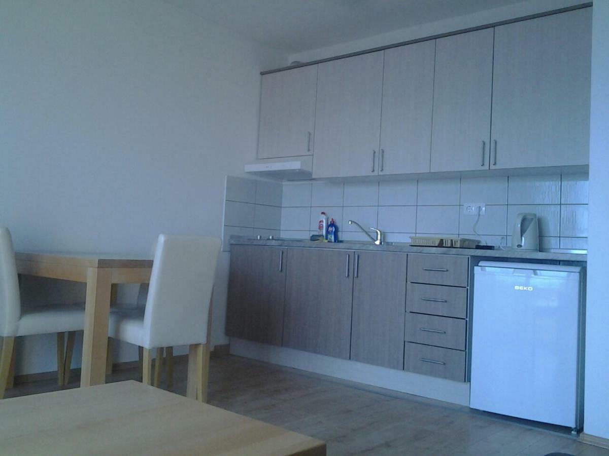 Apartmani "Grgic" أوميس المظهر الخارجي الصورة