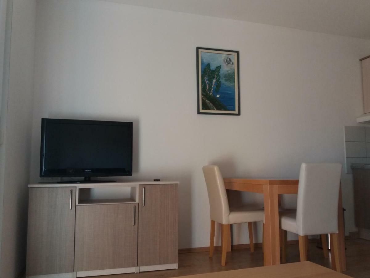 Apartmani "Grgic" أوميس المظهر الخارجي الصورة